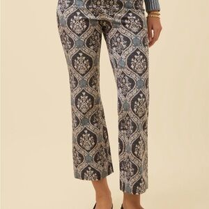 Spartina 449 Blue and Cream Patterned Cropped Pants